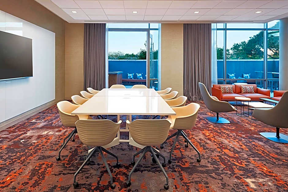 AC Hotel by Marriott San Jose Santa Clara