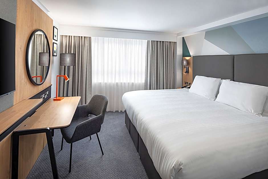 Holiday Inn Gloucester / Cheltenham By IHG