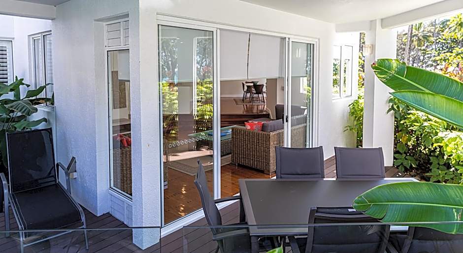 Beaches Port Douglas Holiday Apartments Book Here With The Onsite Reception Team