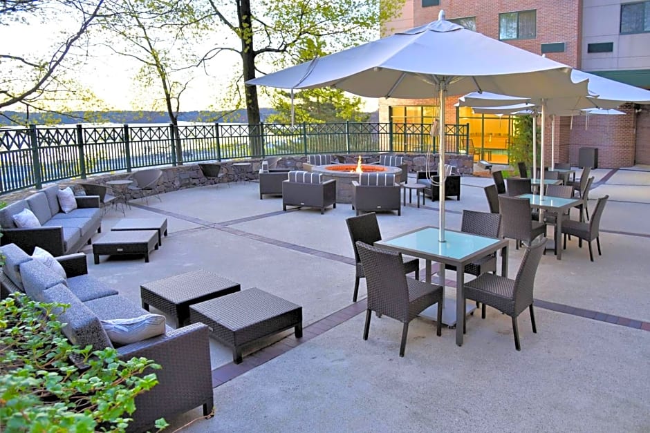 Courtyard by Marriott Boston Waltham