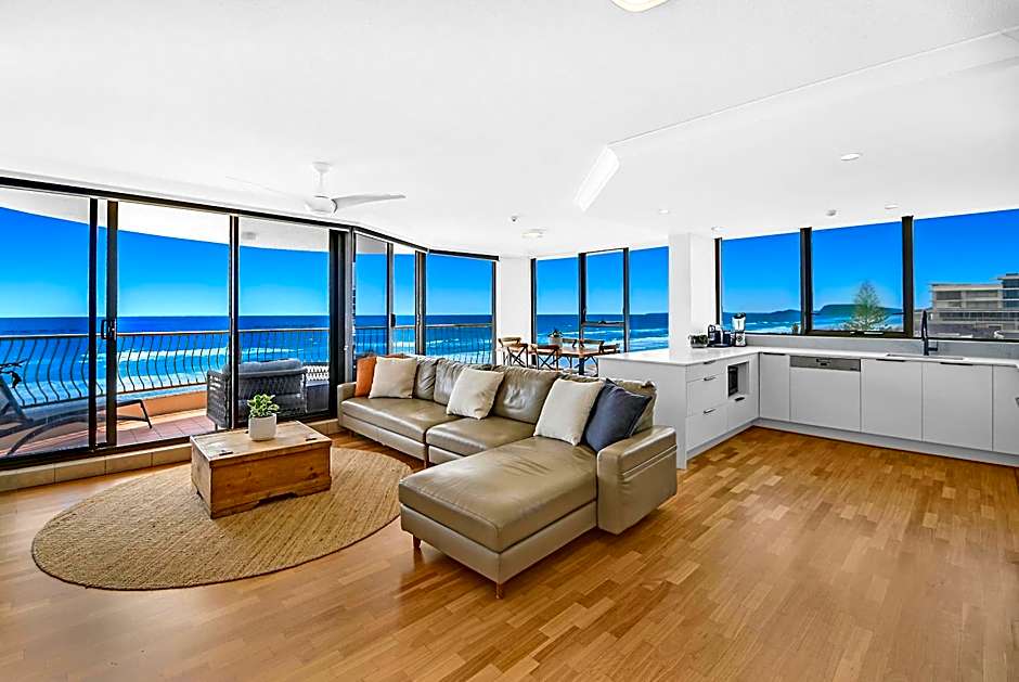 Albatross North Apartments