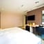 Smile 73 Hotel