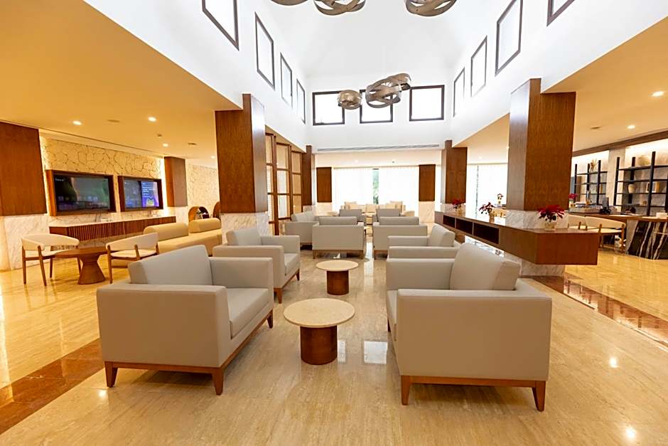 Family Selection at Grand Palladium Kantenah Resort & Spa- All Inclusive