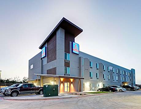 Studio 6-Sweetwater, TX