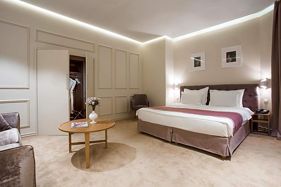 Jump INN Hotel Belgrade