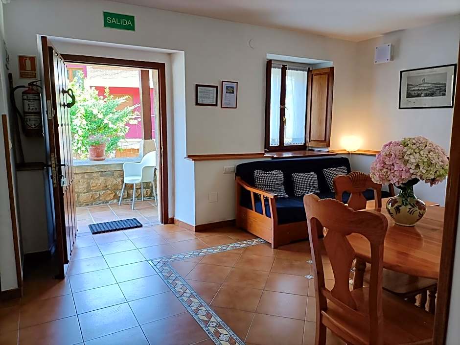 Apartamentos rurales La Casa Vieja De Alceda