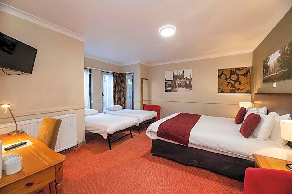 Old Mill by Chef & Brewer Collection