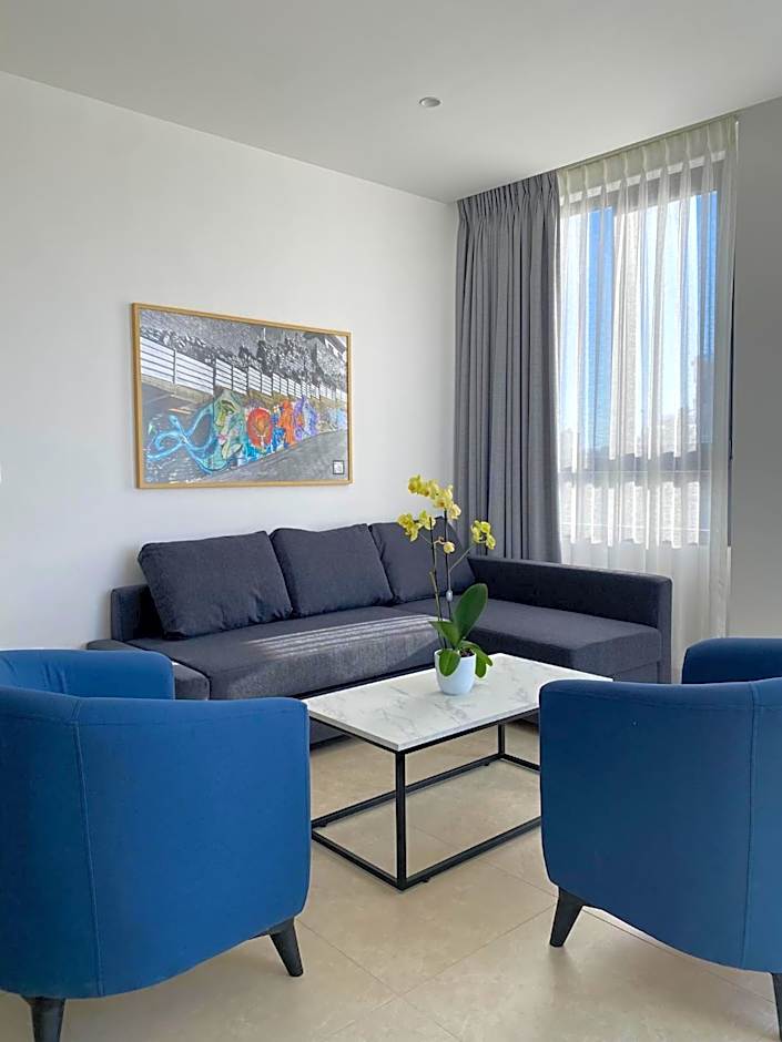 Liv Weibdeh Hotel Suites