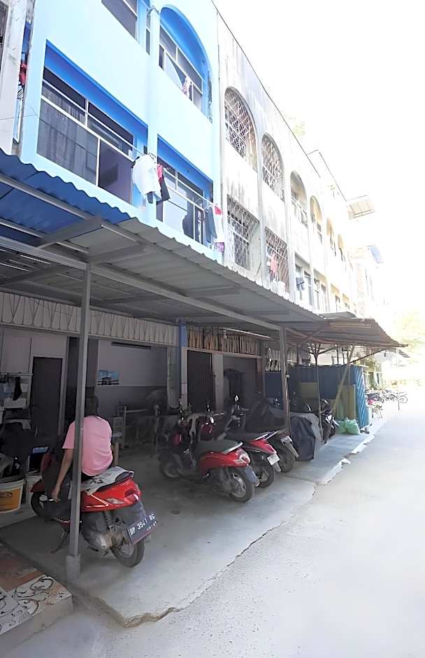 SPOT ON 93276 Fendi 2 Homestay SyariahNearPelabuhan Feri Batam Centre