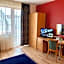 Semiramis Business Hotel
