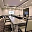 Hilton Newark Airport