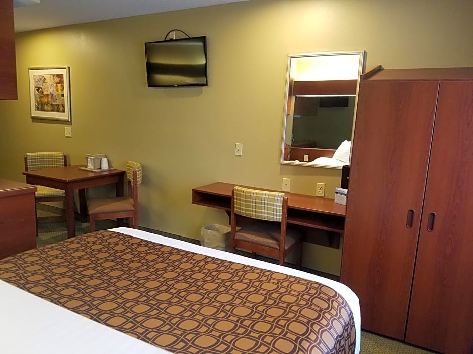 Microtel Inn & Suites Dover by Wyndham