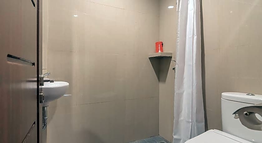 RedDoorz Plus @ Siradj Salman Samarinda