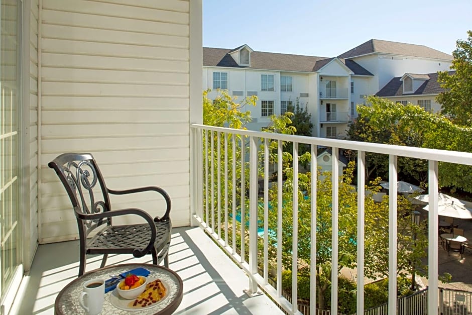 DoubleTree by Hilton Raleigh Durham Airport at Research Triangle Park