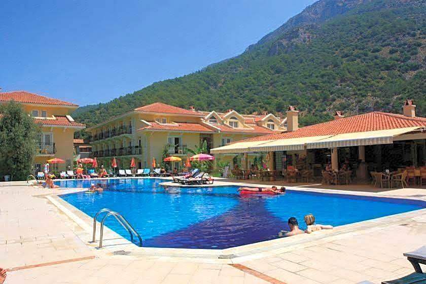 Mavruka Hotel