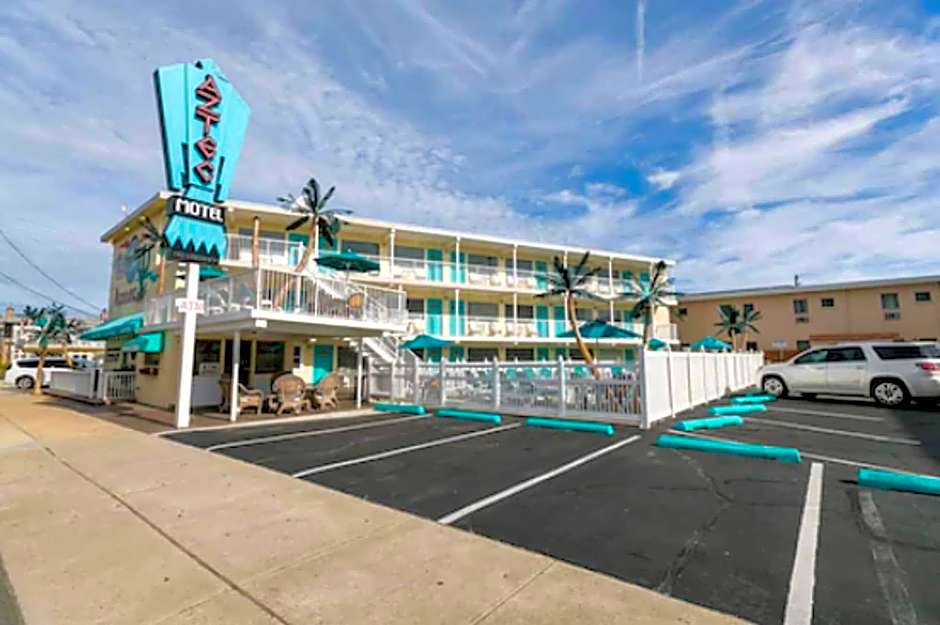 Aztec Motel