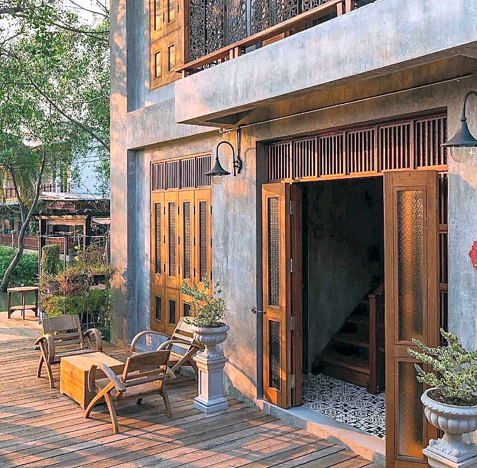 House of Passion Amphawa