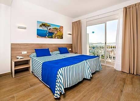 Superior Double or Twin Room (3 Adults)