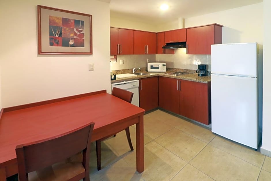 Staybridge Suites Queretaro By IHG
