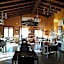 Casa del Valle, Lodges