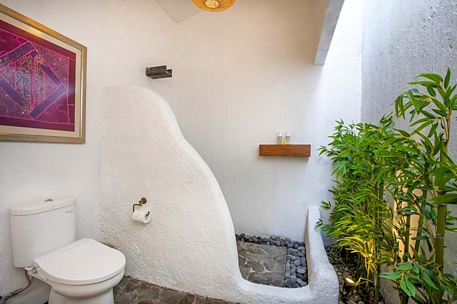 PinkPrivate Sanur - for Cool Adults Only