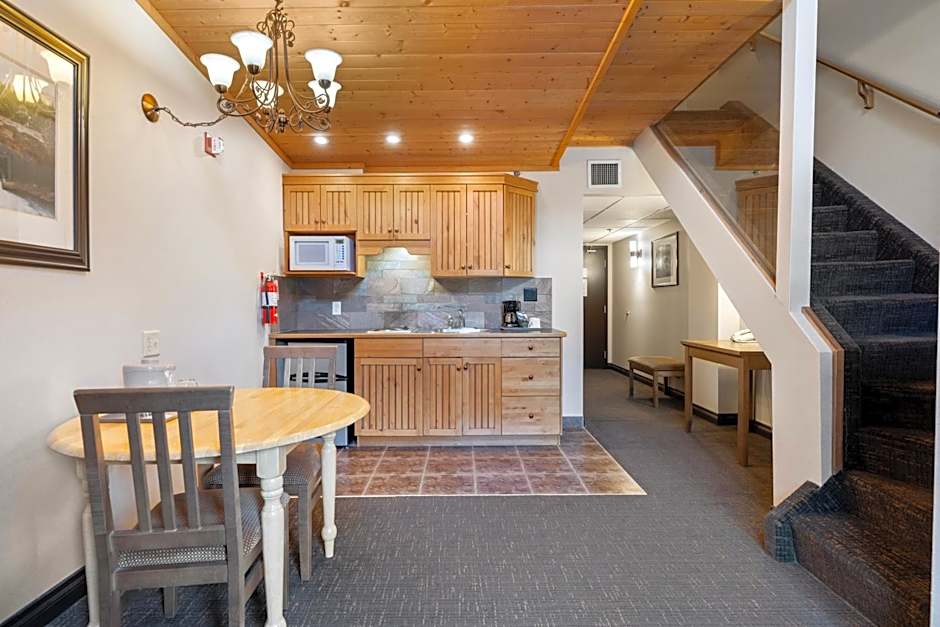 The Rundlestone Lodge
