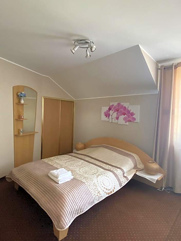 Photo 1 of 4 of Superior Apartment