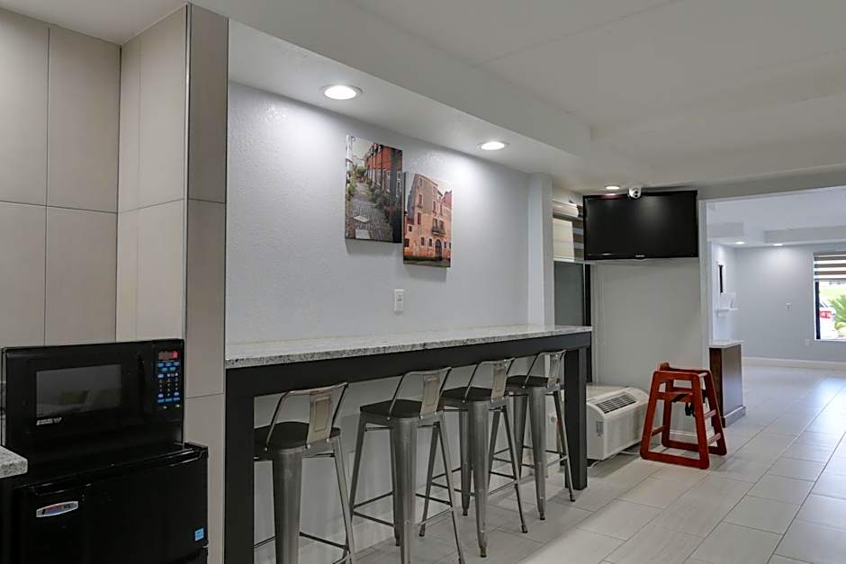 Baymont by Wyndham Ridgeland I-95