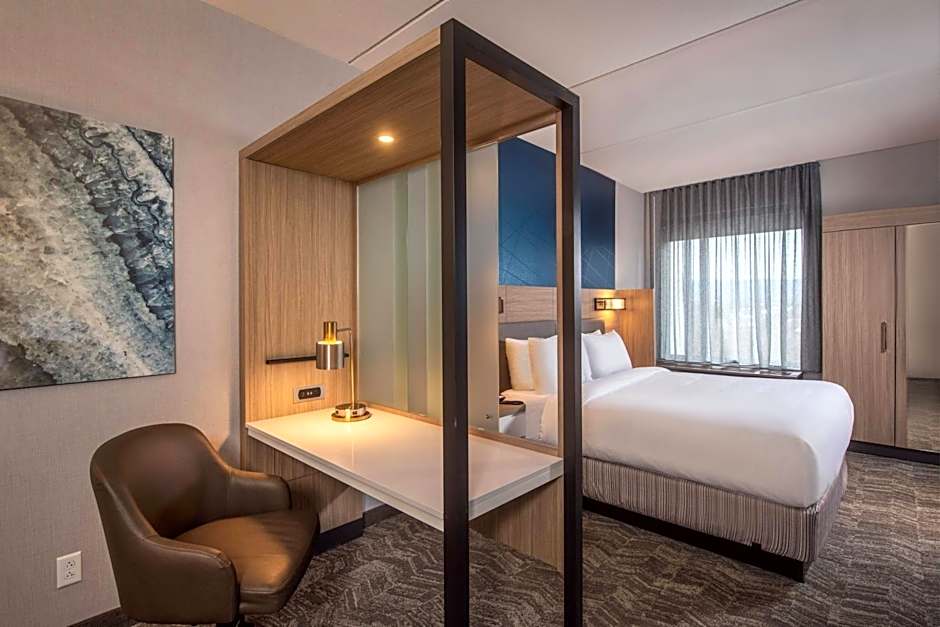 SpringHill Suites by Marriott Frederick