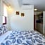 Elpiniki Luxury Rooms