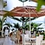 Hotel Oasis