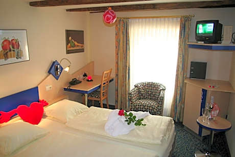 Double Room with Whirlpool
