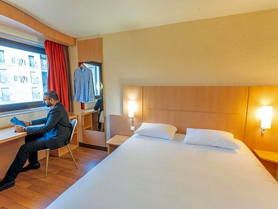 ibis Paris 17 Clichy-Batignolles Hotel