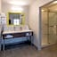 Hampton Inn By Hilton & Suites Fredericksburg