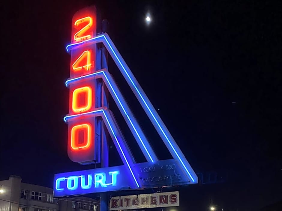 2400 Motel