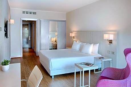 SUPERIOR ROOM WITH VIEW