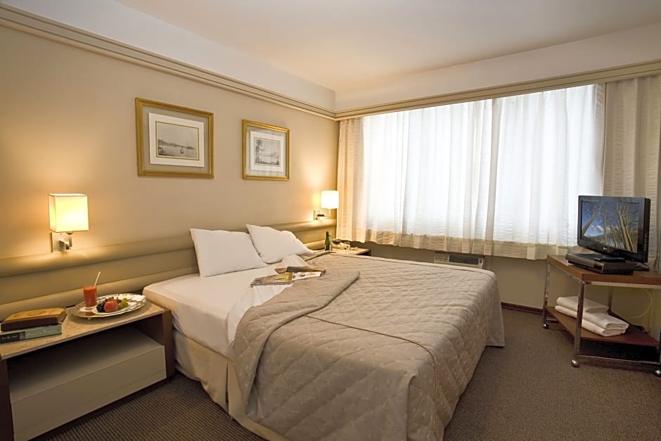 Alta Reggia Plaza Hotel