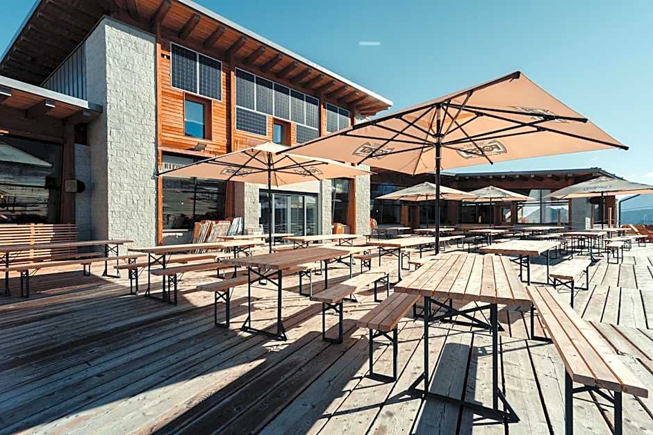 CAPANNA PRESENA