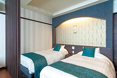 Twin Room with Tatami Area 208