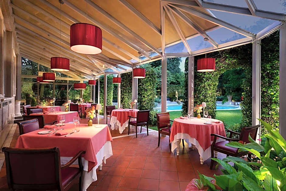 Sina Villa Medici, Autograph Collection