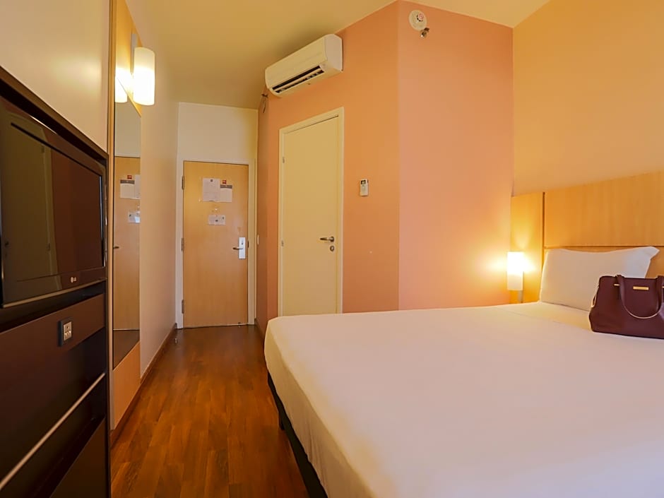 ibis Montes Claros Shopping