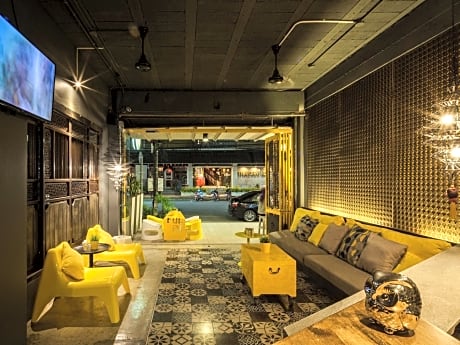 Fulfill Phuket Hostel