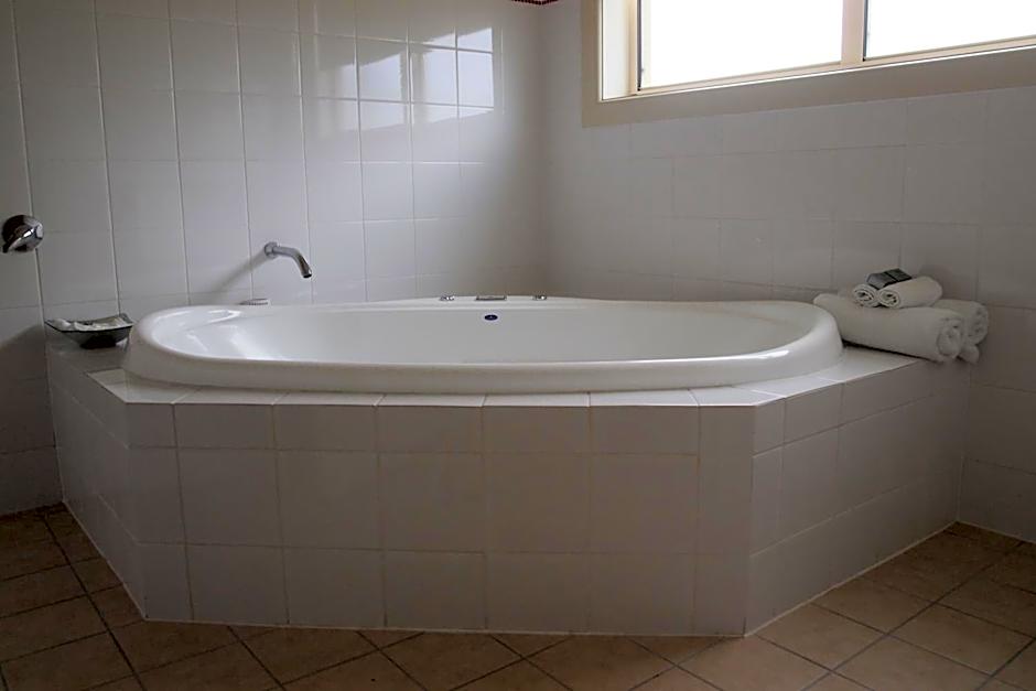 Alexander Cameron Suites