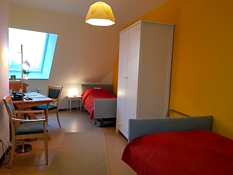 Twin Room with Private Bathroom