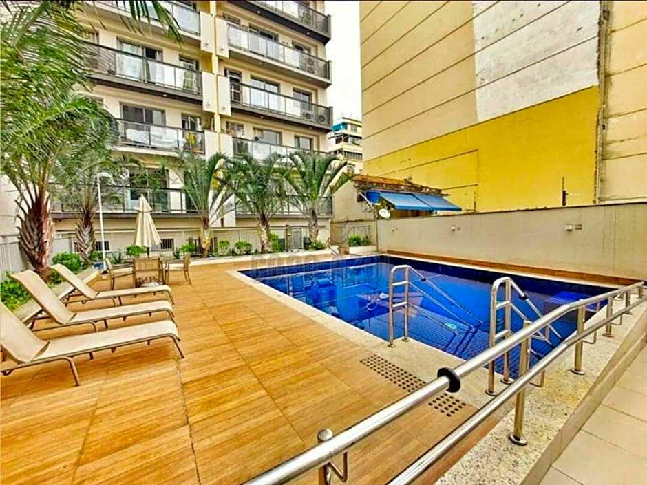 Apto moderno com varanda, piscina e academia