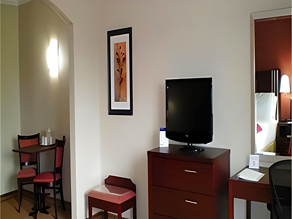 Holiday Inn Express Hotel & Suites Vidor South By IHG