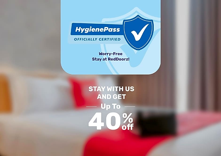 RedDoorz Plus @ Grand Populer Hotel Makassar