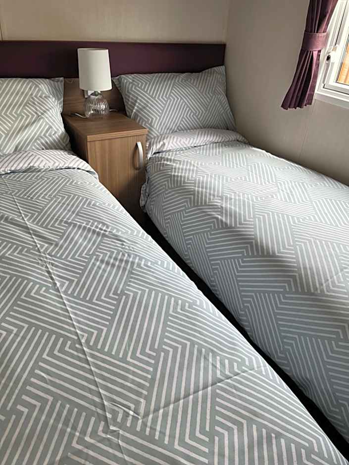 Miss Pollys Hideaway