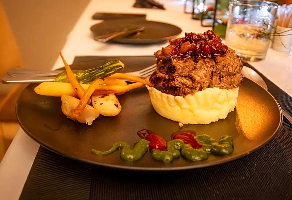 Thornhill Safari Lodge