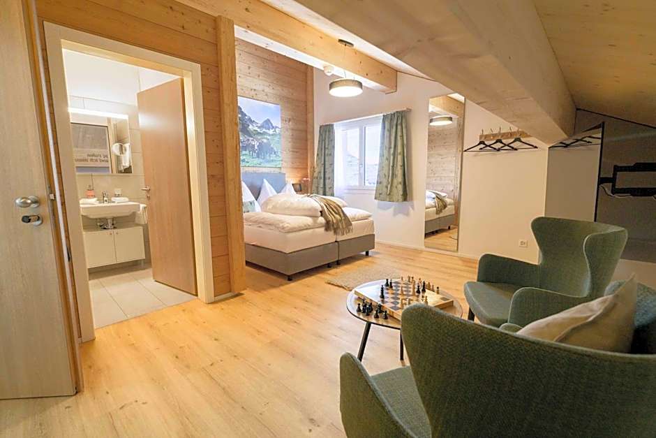 Alphotel Biel-Kinzig - Access by Cable Car only!